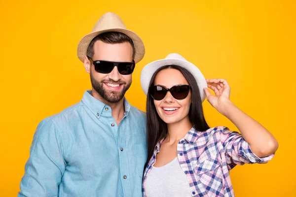 Portret Van Stijlvolle Trendy Paar Schoot Hoofd Zwarte Bril Stro — Stockfoto