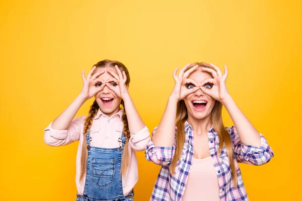 Spiel Abenteuer Brille Brille Positive Emotionen Konzept Porträt Von Zwei — Stockfoto