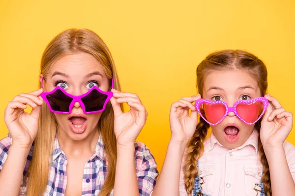 Wow Omg Unbelievable Close Portrait Cool Dreamy Friends Joy Concept — Stock Photo, Image