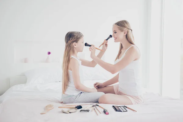 Dlouhé Blond Vlasy Dospívající Přátelství Studovat Koncepce Boční Pohled Foto — Stock fotografie