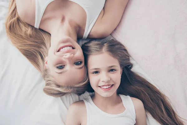 Amicizia Soggiorno Casa Mamma Mamma Mamma Maternità Genitorialità Concetto Overhead — Foto Stock