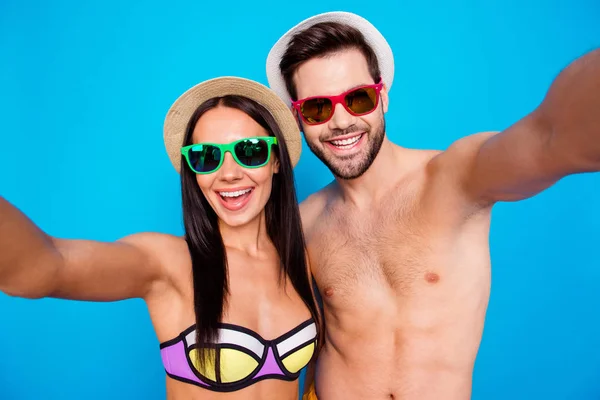 Mladá Atraktivní Letní Hosty Aby Audiovizuální Volání Turistické Cesty Selfie — Stock fotografie