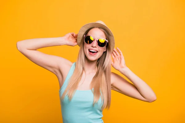 Attractive Nice Cute Straight Haired Blonde Caucasian Smiling Girl Wearing — Stock Photo, Image