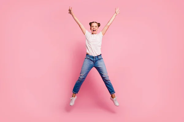 Full legs, body, size portrait of young brunette girl in white t — Stock Photo, Image