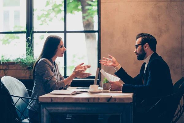 Two modern stylish elegant classic business people, partners, sh — Stock Photo, Image