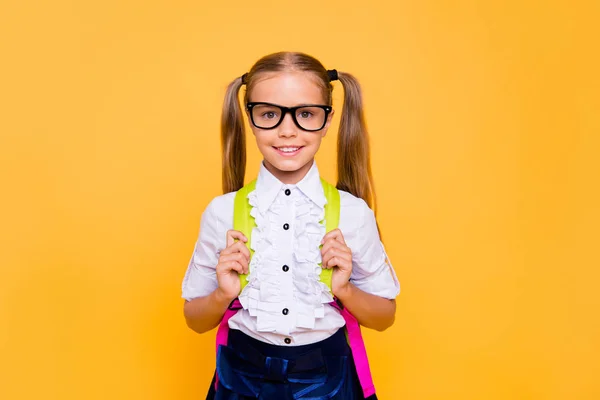 Pronta para voltar ao conceito de escola. Retrato de bonito, agradável, adorável, sw — Fotografia de Stock