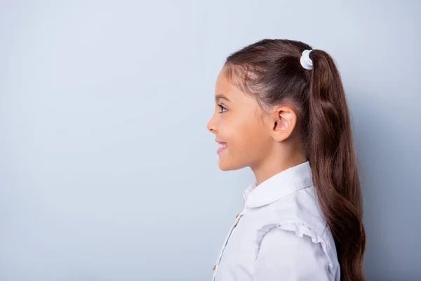 Schnappschuss, Profil Seitenansicht der netten fröhlich liebenswerte Liebe — Stockfoto