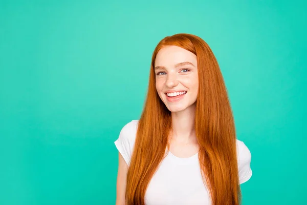 Retrato de agradável alegre positivo alegre atraente bonito brilhante v — Fotografia de Stock