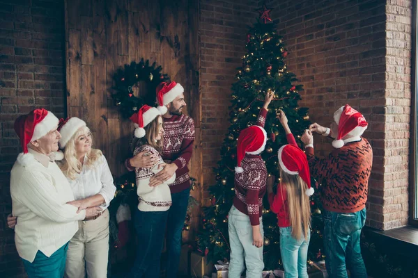 Winter boy cap. Full diverse cheerful adorable family eve noel e — Stock Photo, Image