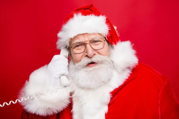 Élégant Saint Nicolas Avec Barbe Blanche Dans Les Lunettes Costume — Photo