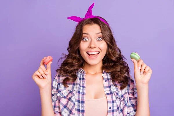 Portrait of nice amazed girlish crazy attractive funny wavy-hair — Stock Photo, Image