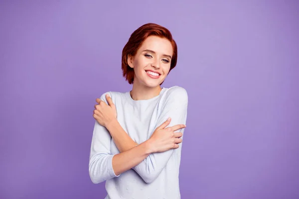 Close up portrait of beautiful gorgeous cute she her girl lookin — Stock Photo, Image