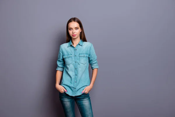 Close up portrait of simply standing in good mood she her woman — Stock Photo, Image