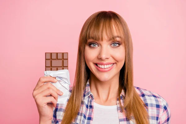 Close-up portret van leuke mooie vrij aantrekkelijk vrolijke stra — Stockfoto