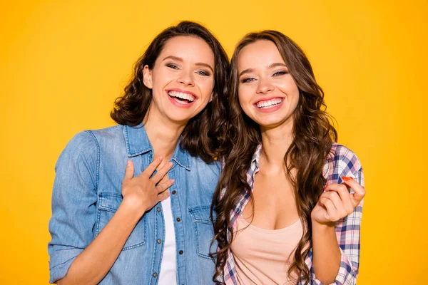 Close up photo of charming lovely fellowship fellows touch chest laughter funny funky hear humor joke have holidays weekend dressed modern summer outfit isolated on yellow background — Foto Stock