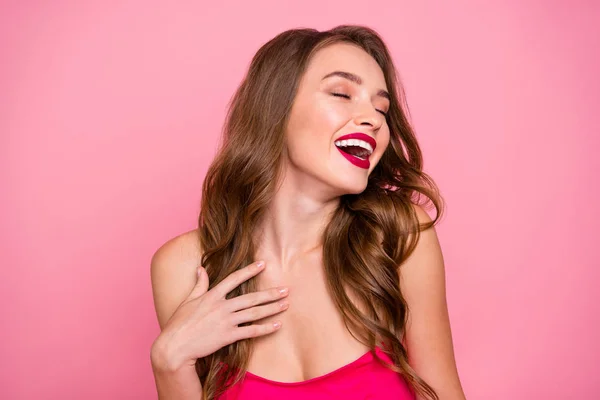 Close up photo beautiful she her her lady open mouth hear funky humorous story hand arm chest perfect white teeth wear cute shiny colorful formal-wear dress isolated pink rose bright vivid background —  Fotos de Stock