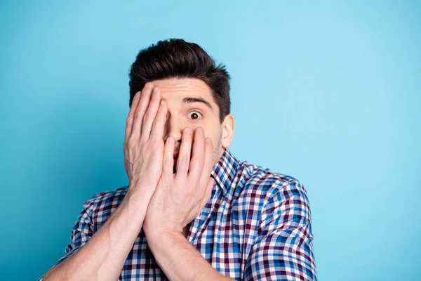 Close up photo disappointed confused millennial person hide eye cant see horror serial worried horrified depression bristle unbelievable unexpected news checkered outfit isolated pastel background — Stock Photo, Image