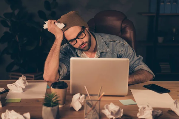 Photo of thoughtful manager seeming to be tired of what he participates in and thinking of occupation change — Stock Photo, Image