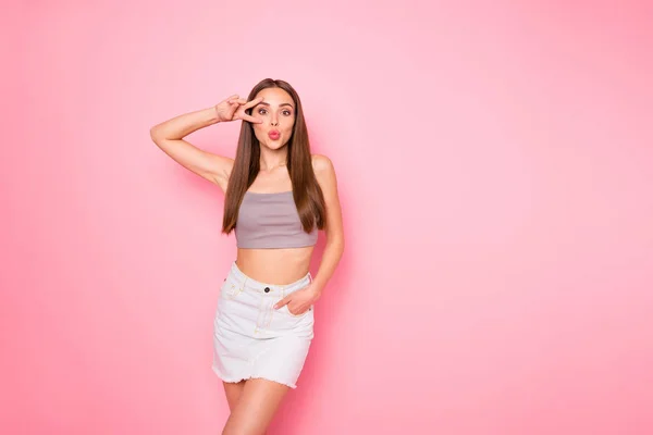 Portrait of her she nice-looking lovely girlish charming cute pretty cheerful cheery funny straight-haired lady showing v-sign near eye sending kiss posing isolated over pink pastel background — Stock Photo, Image