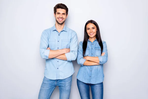 Portrait of his he her she nice-looking attractive charming lovely cheerful content couple partners leaders best friends wearing casual folded arms isolated over light white pastel color background — Stock Photo, Image