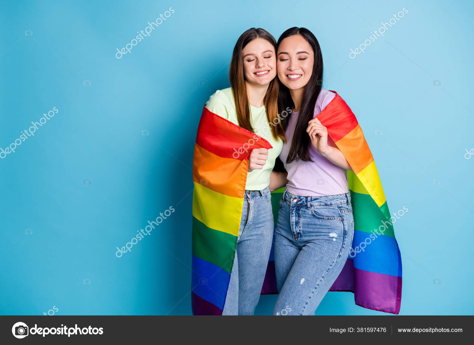 Pretty Lesbians