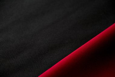 İki renk kırmızı ve siyah lüks arka plan veya kavram, kırmızı ve siyah kumaş kıvrımları