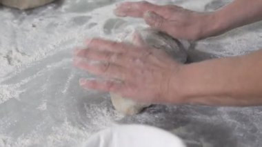 Baker ekmek hamur paketleri