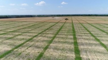 Hasat kolza toplar. Hava