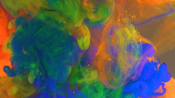 Renkli boya su. Ağır çekim — Stok video