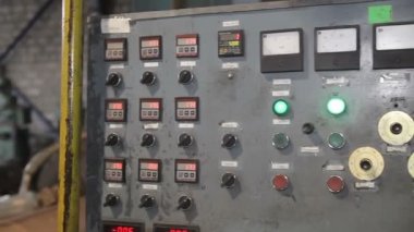 Eski kontrol panel üretimi