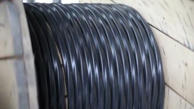 Reel üzerine Kablo sarma