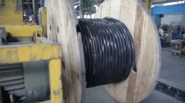 Reel üzerine Kablo sarma