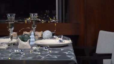 Güzel hizmet şenlikli Noel masa