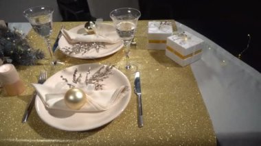 Neşeli Noel masa servis