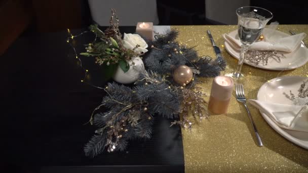 Served festive Christmas table — Stock Video