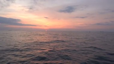 Yattan gün batımı manzarası