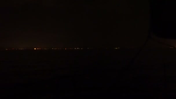游艇上闪电闪烁 — 图库视频影像