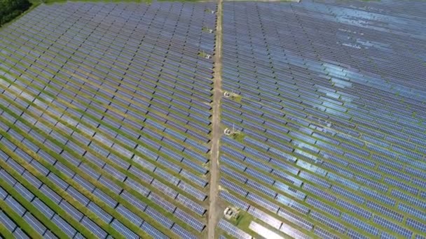 Central solar. Encuesta aérea — Vídeo de stock