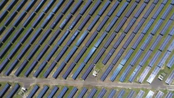 Central solar. Encuesta aérea — Vídeos de Stock