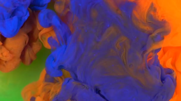 Acrylic paints in water. Background — Stock Video