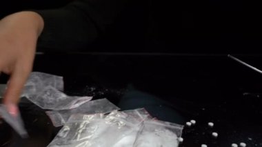 Sachets 'te Uyuşturucu Tozu Paketlendi