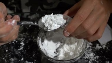 Sachets 'te Uyuşturucu Tozu Paketlendi