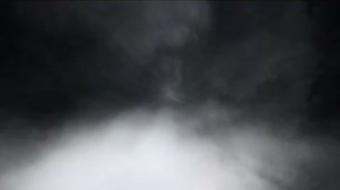 4 k Thunder enerji Bulutsusu evren alanı, fırtına bulutu kamaştırmaya yıldırım patlama.