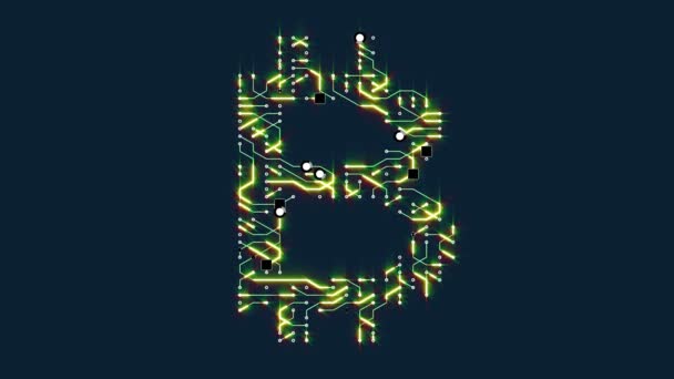 4k uma placa de circuito futurista com elétrons em movimento em forma de bitcoin moeda sig — Vídeo de Stock