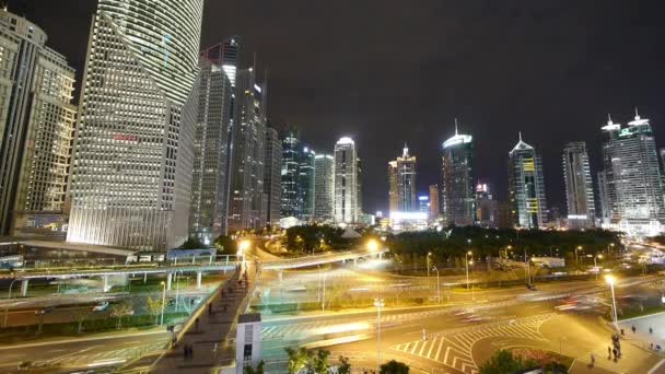 Zaman Atlamalı Yoğun Şehir Trafik Köprü Gece Aydınlık Kentsel Ekonomi — Stok video