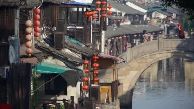 Geleneksel Çince evleri ve köprü Xitang su şehirde, shanghai, Çin.