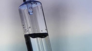 Yakın çekim, intravenöz damla şişe Kliniği.