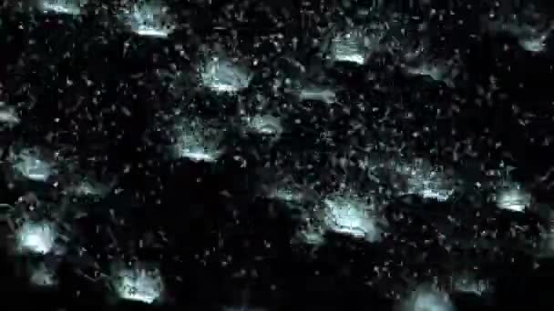 4 k 飞溅间歇泉，水滴雨滴水滴液体脉动，雨粒子. — 图库视频影像