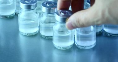 4k enjeksiyon bottle.medical Sağlık Tıp hastane ekipmanlarını ekleyin ve şişe ilaç.