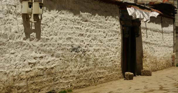 4 k Tibet tradycji domów z religii wzór, lhasa resident area. — Wideo stockowe